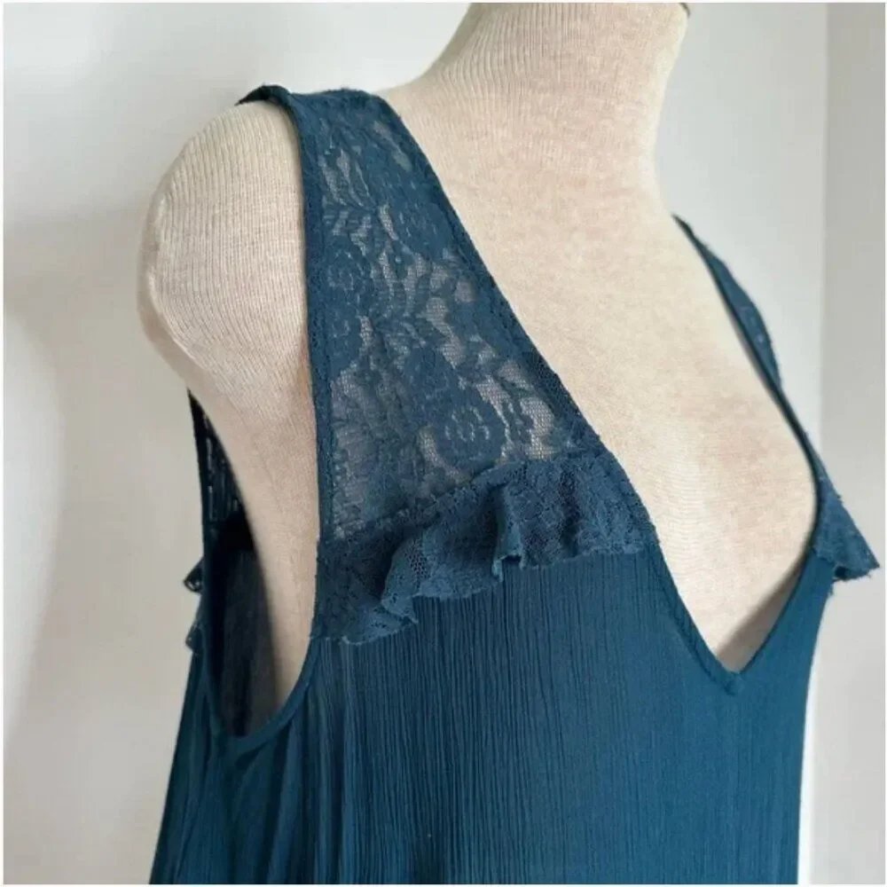 Free People Intimately Free Trapeze Cami Lace Boho Deep V Top in Sapphire Small